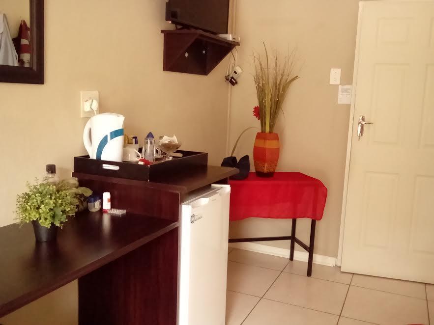 Robin Nest Guest House Newcastle Bagian luar foto